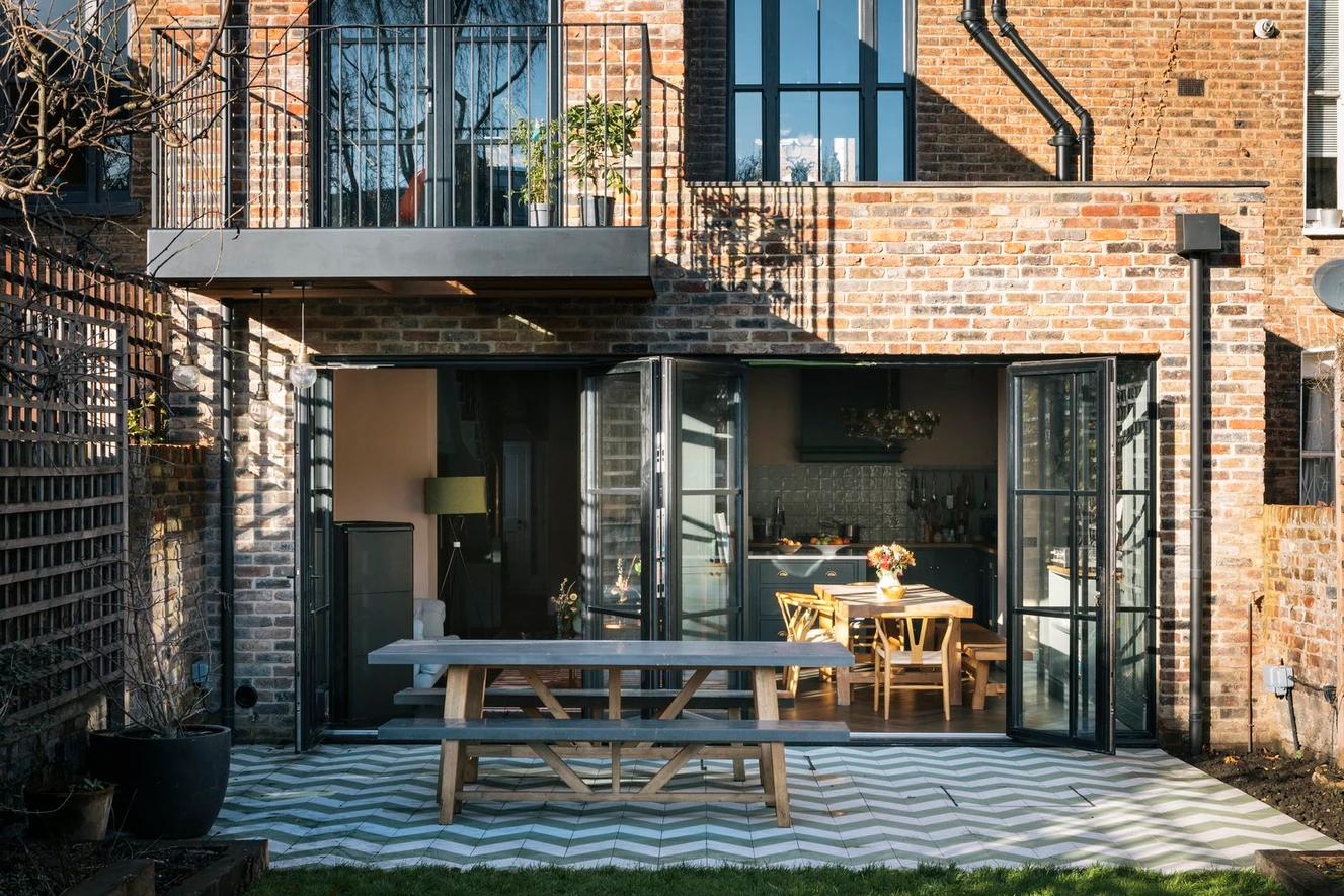 structural glazing London 5