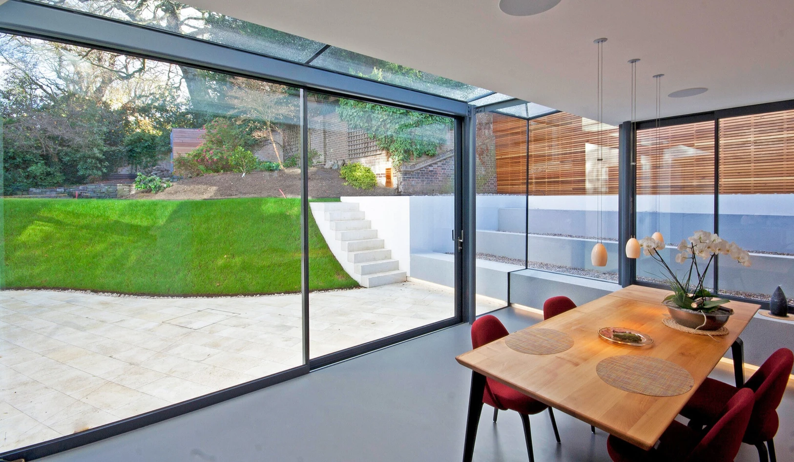 structural glazing Surrey 5